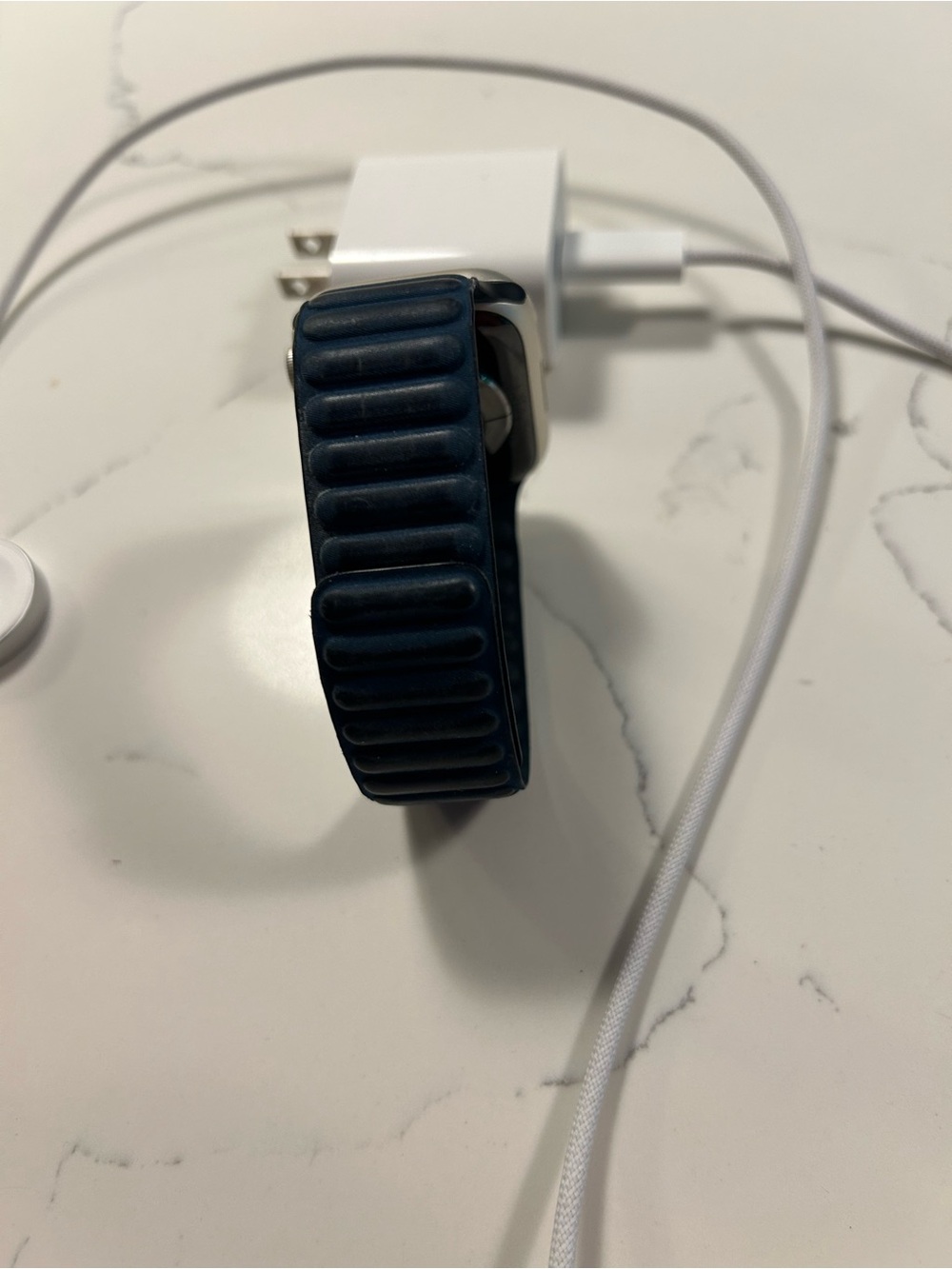 Apple Watch Series 9 With Navy Magnetic Band With Charger watchOS 26.4 - Picture 15 of 16
